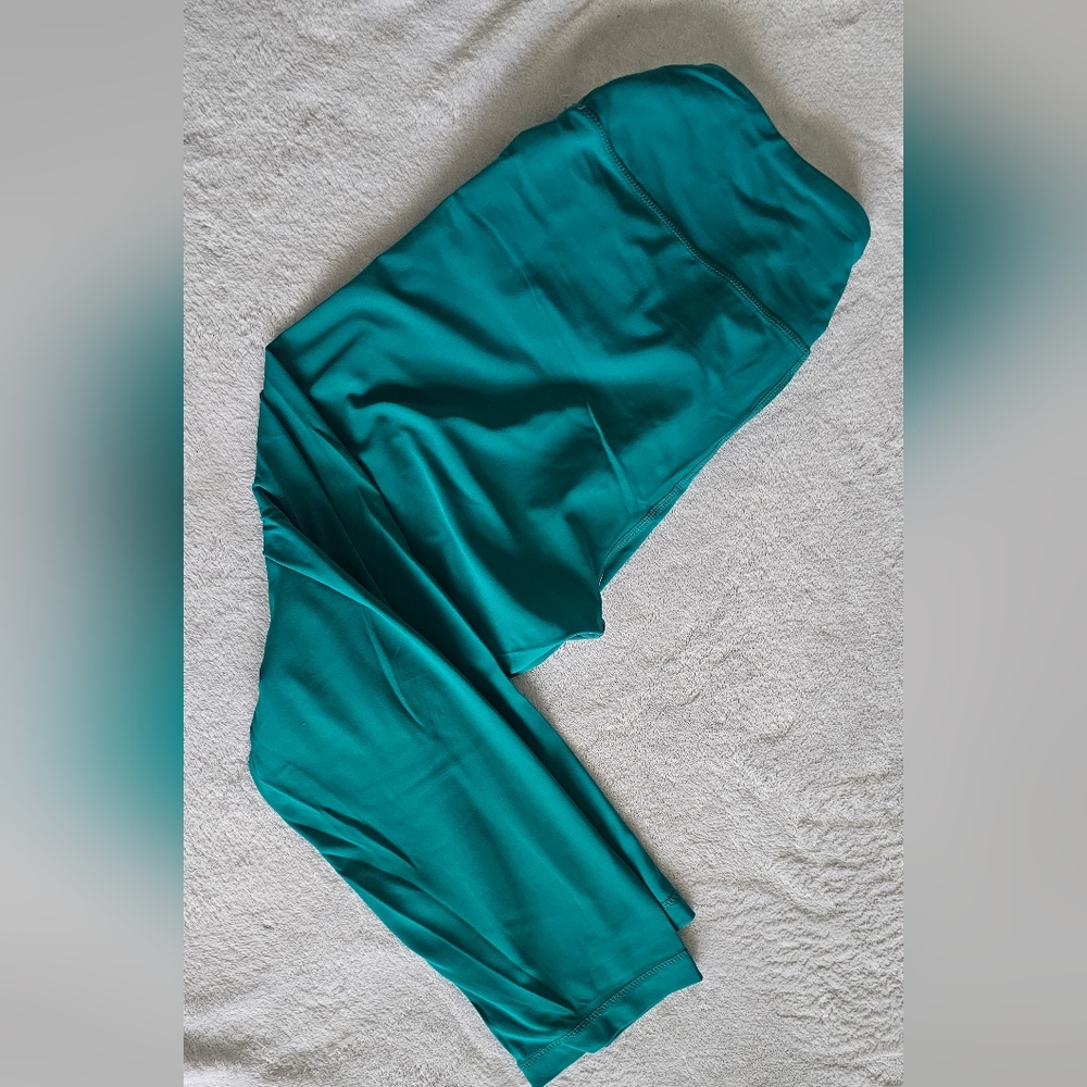 XL - TSLA Yoga Pants